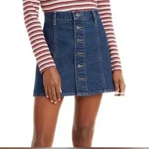 Levi’s Jean skirt button front A-line size 30